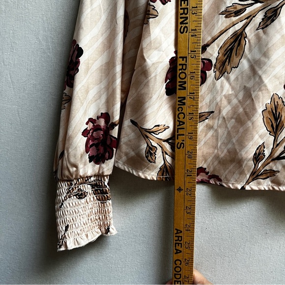 NWT Saltwater LUXE Floral Brown and Cream Blouse Sz S - Picture 7 of 7